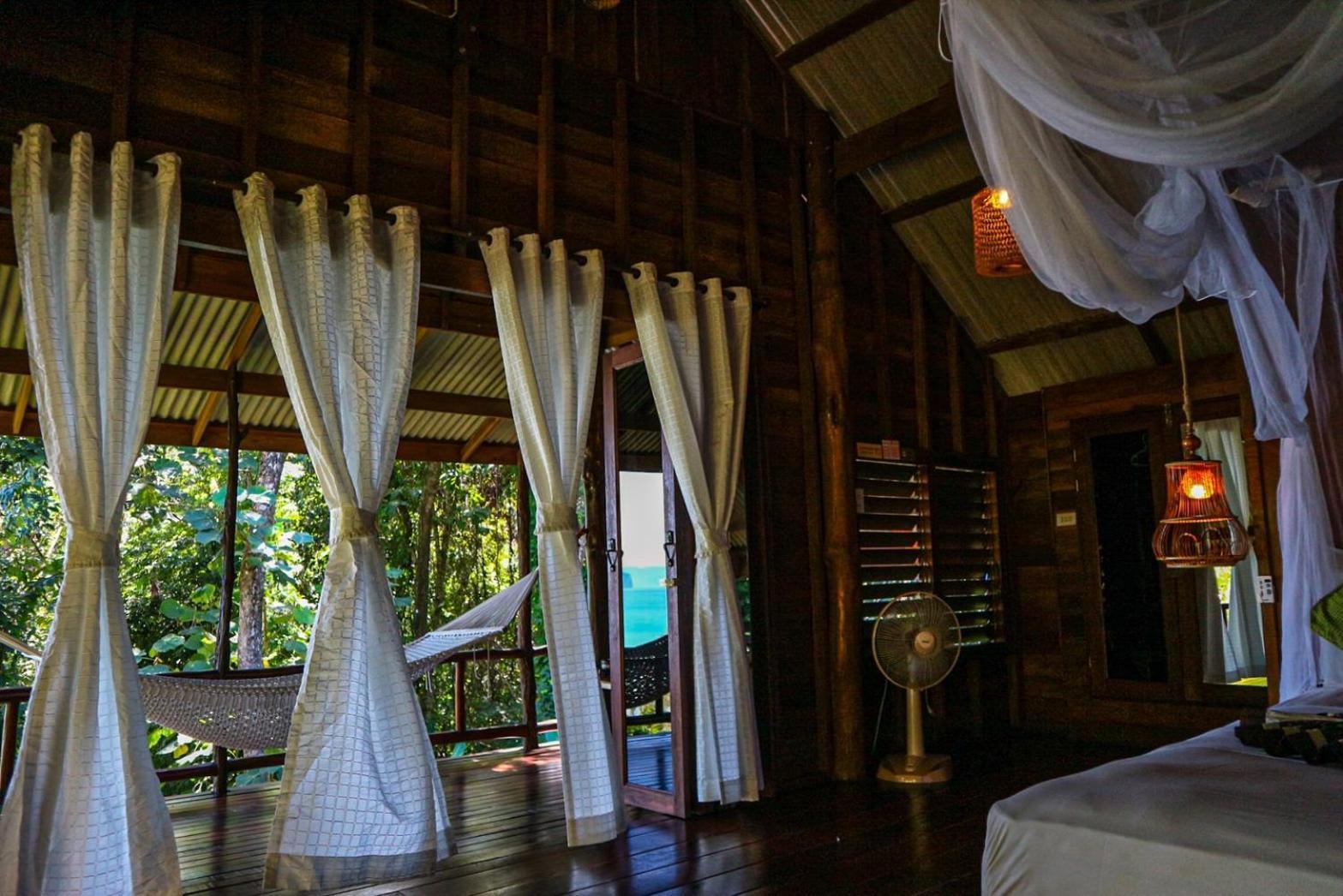 Hillhouse - Koh Yao Noi Bed & Breakfast Exterior photo