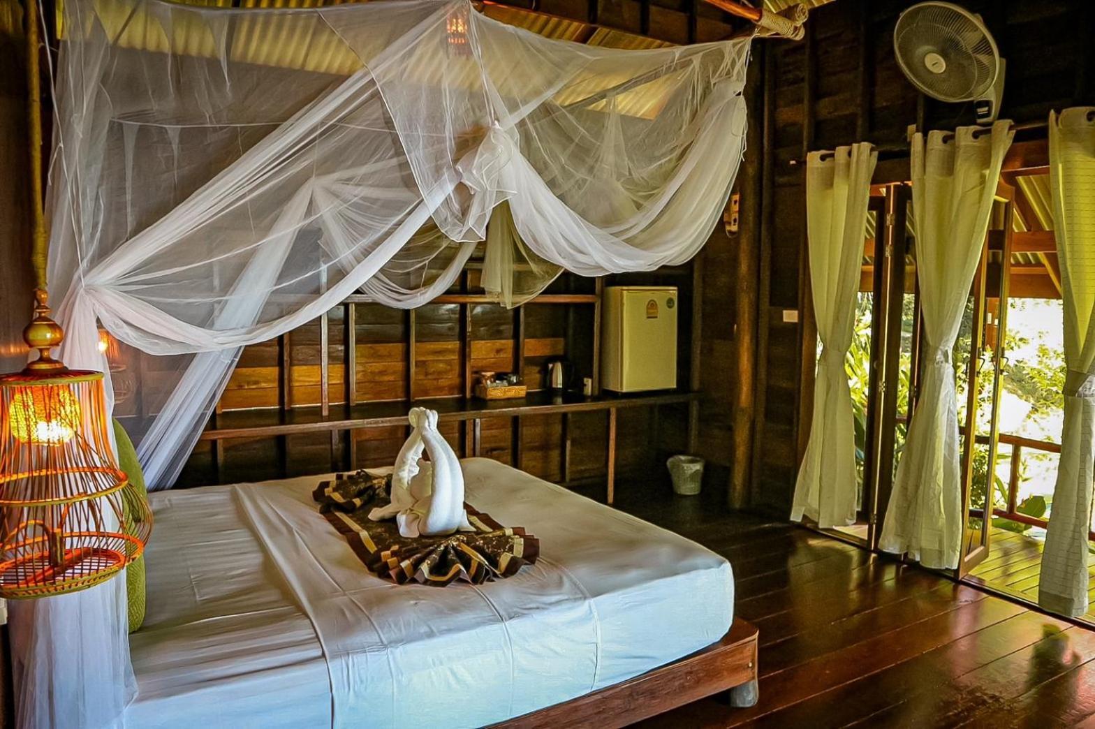 Hillhouse - Koh Yao Noi Bed & Breakfast Exterior photo
