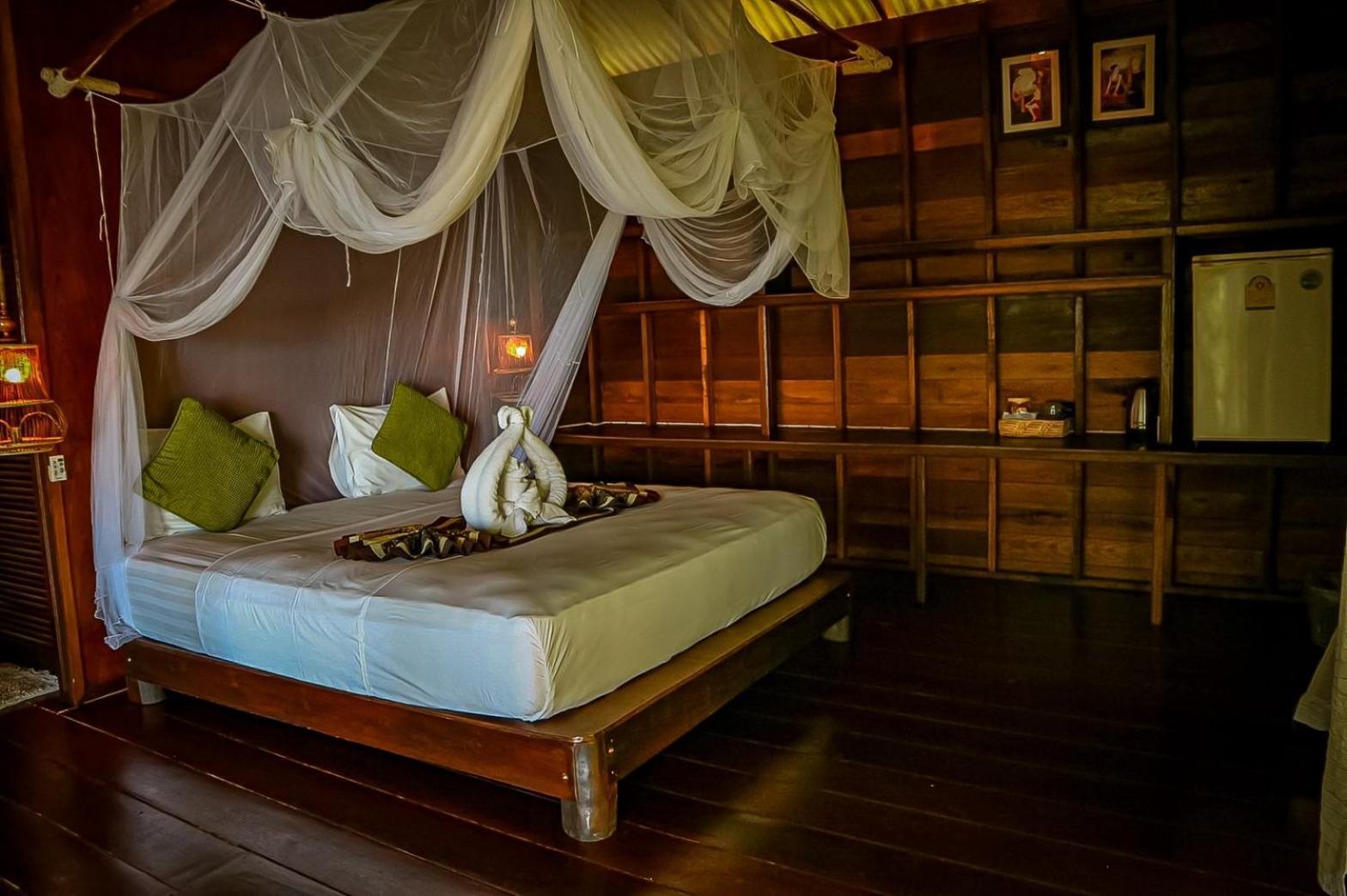 Hillhouse - Koh Yao Noi Bed & Breakfast Exterior photo