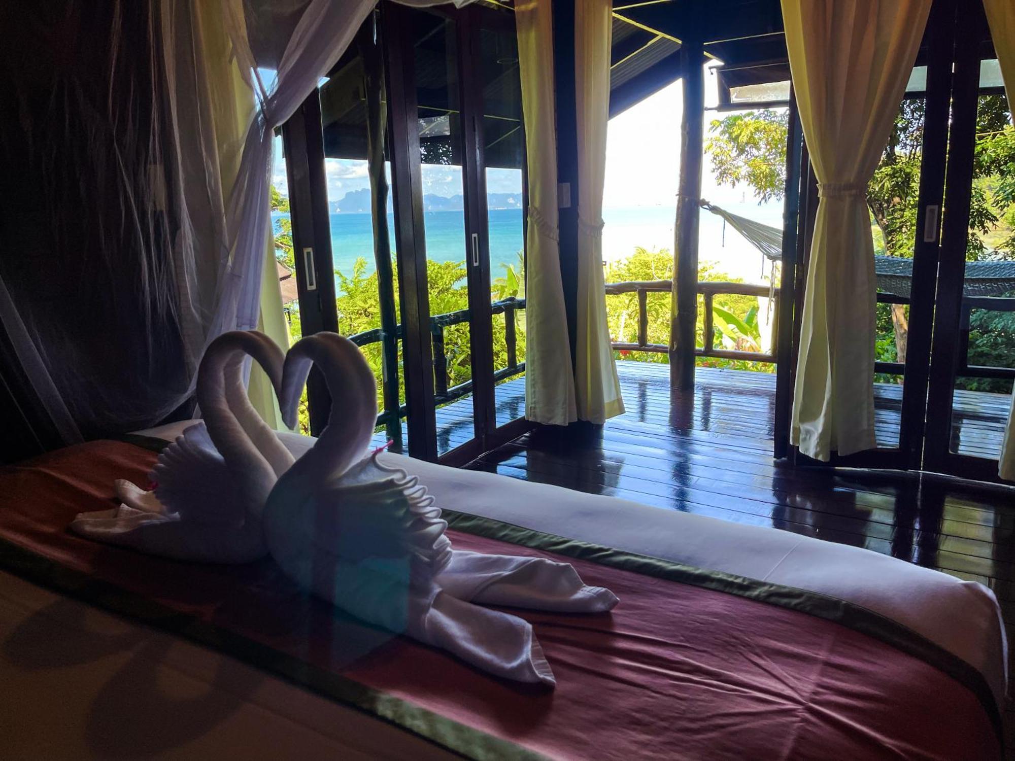 Hillhouse - Koh Yao Noi Bed & Breakfast Exterior photo