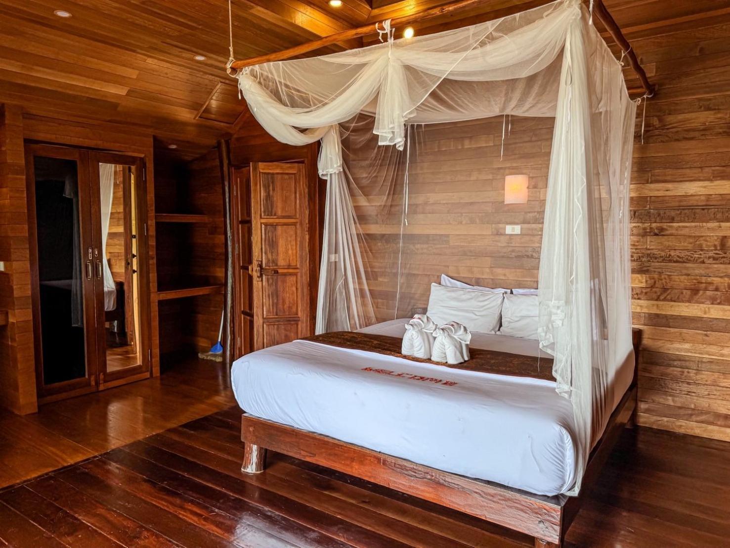 Hillhouse - Koh Yao Noi Bed & Breakfast Exterior photo